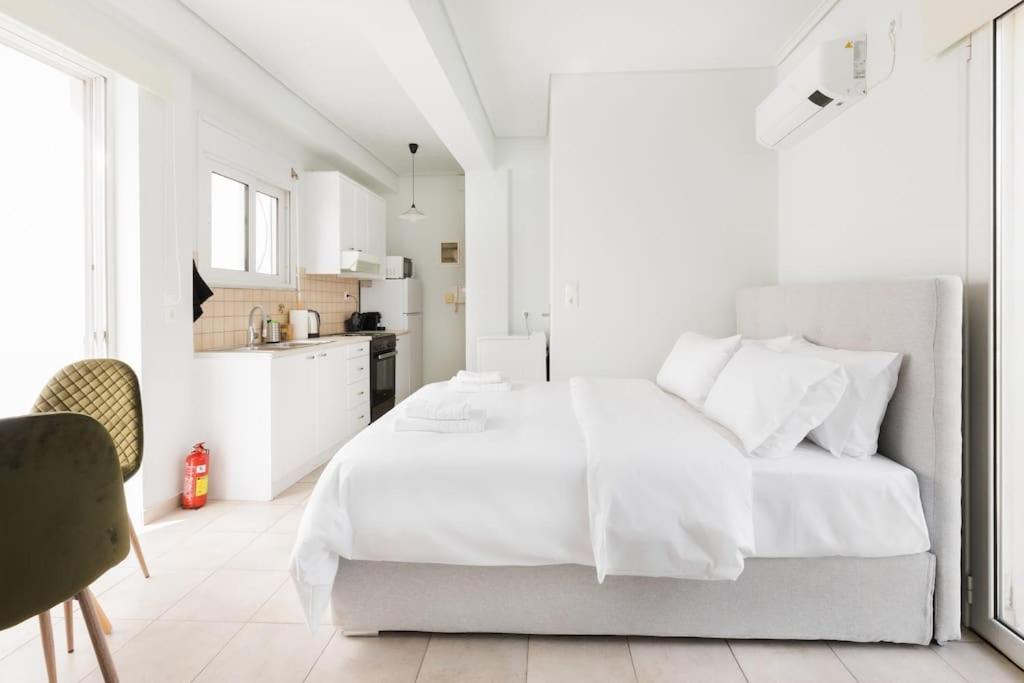 Adorable Sunny Studio With Private Balcony I Athens Luaran gambar